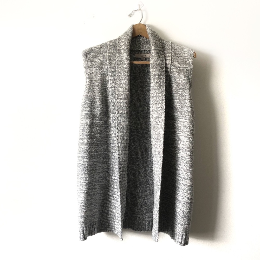LOFT gray open front sweater knit Med petite EUC
